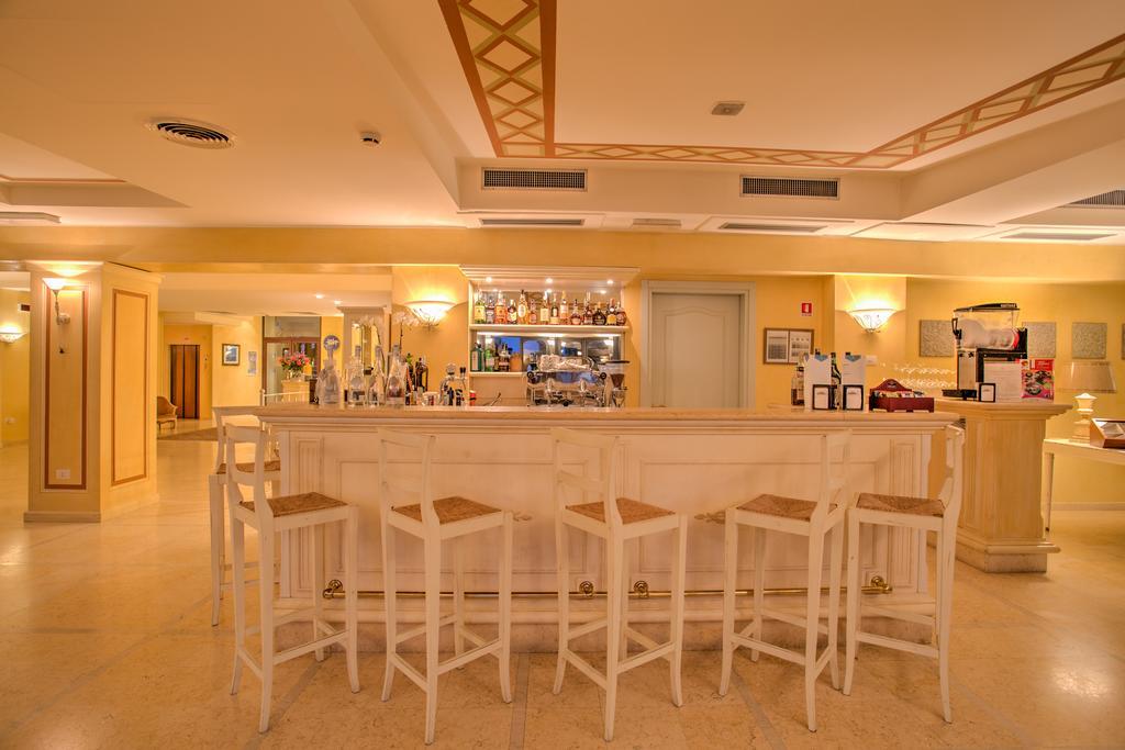 Hotel Spiaggia D'Oro - Charme & Boutique - Garda Lake Collection Salò Exterior foto
